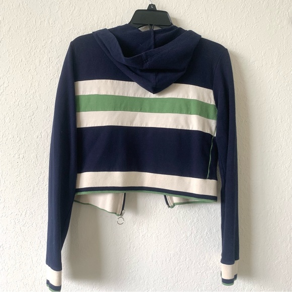 90s Cropped Hoodie - Picture 2 of 2